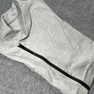 Revolution Dancewear Sleeveless Sweatshirt WHEN THE BEAT DROPS OUT RC17136 K Fed